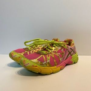 ASICS Gel-Noosa Tri 9 Breast Cancer